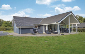 Lovely Home In Toftlund With Wifi